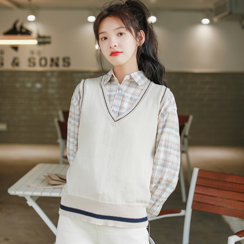 Sweater Vest Women Autumn Loose V-neck Sleeveless Korean Style All-match Womens Vintage Waistcoats Ulzzang Fresh Chic