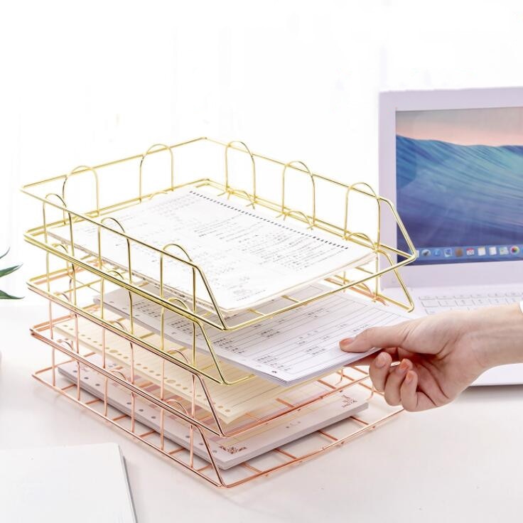 Nordisk gyldent metal stabelbart skrivebordsfilstativ jern dokumentpapirbakker opbevaringskurv desktop bogreol papirvarer