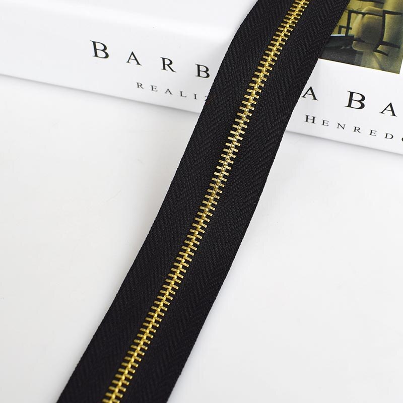 2Yards Eco-friendly 3# Metal Zipper For Sewing DIY Zipper Repair Clothes Zippers Sports Coat Bag Garment Clothes Accessories: blackgold