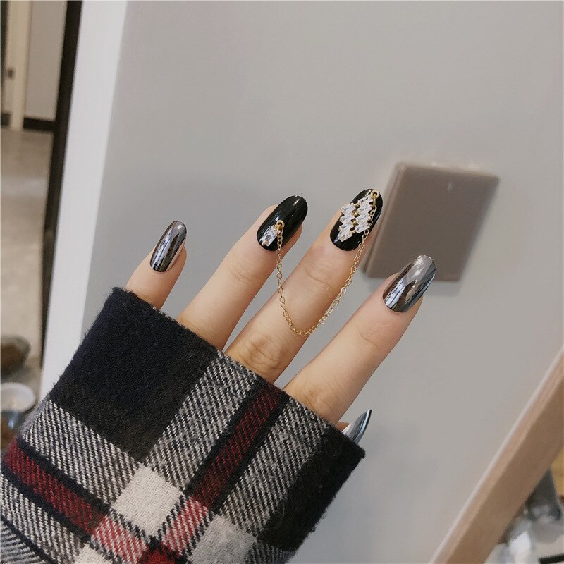 24 stuks verwijderbare zwarte zilveren nepnagels punk zirkoon vergulde ketting nagelverlenging glanzende afneembare meisjes nagelkunstdecoratie
