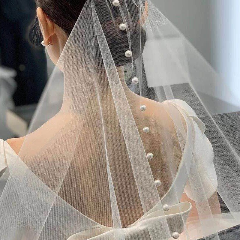 Korte Twee Lagen Wedding Veils Met Kam Parels Kralen Met Blusher Vintage Bruids Haar Accessoires