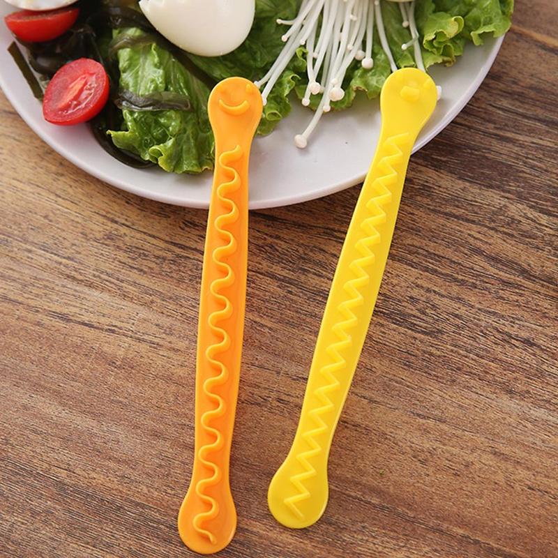 2 Pcs/Set Fancy Cut Eggs Cooked Eggs Cutter Household Cut Bento Shaper Accessories Boiled Kitchen Tools Flower Egg X8U7