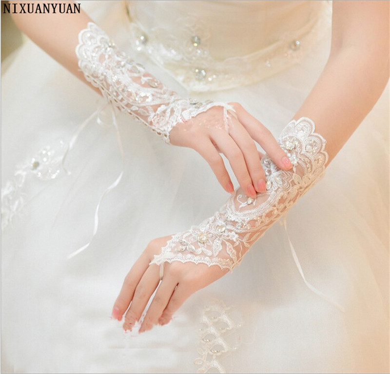 Günstige Auf Lagerbier Weiß Elfenbein Strass Kurze Braut Fingerlose Hochzeit Handschuhe Brauthandschuhe Hochzeit Zubehör