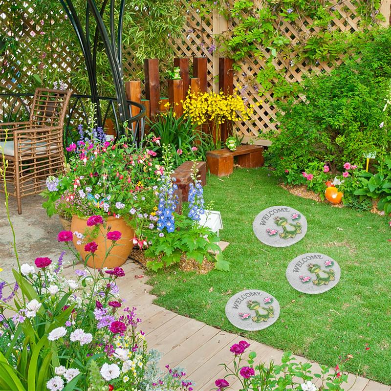 1Pc Outdoor Stepping Stone Decorative Cement Stone Yard Patio Embellishment