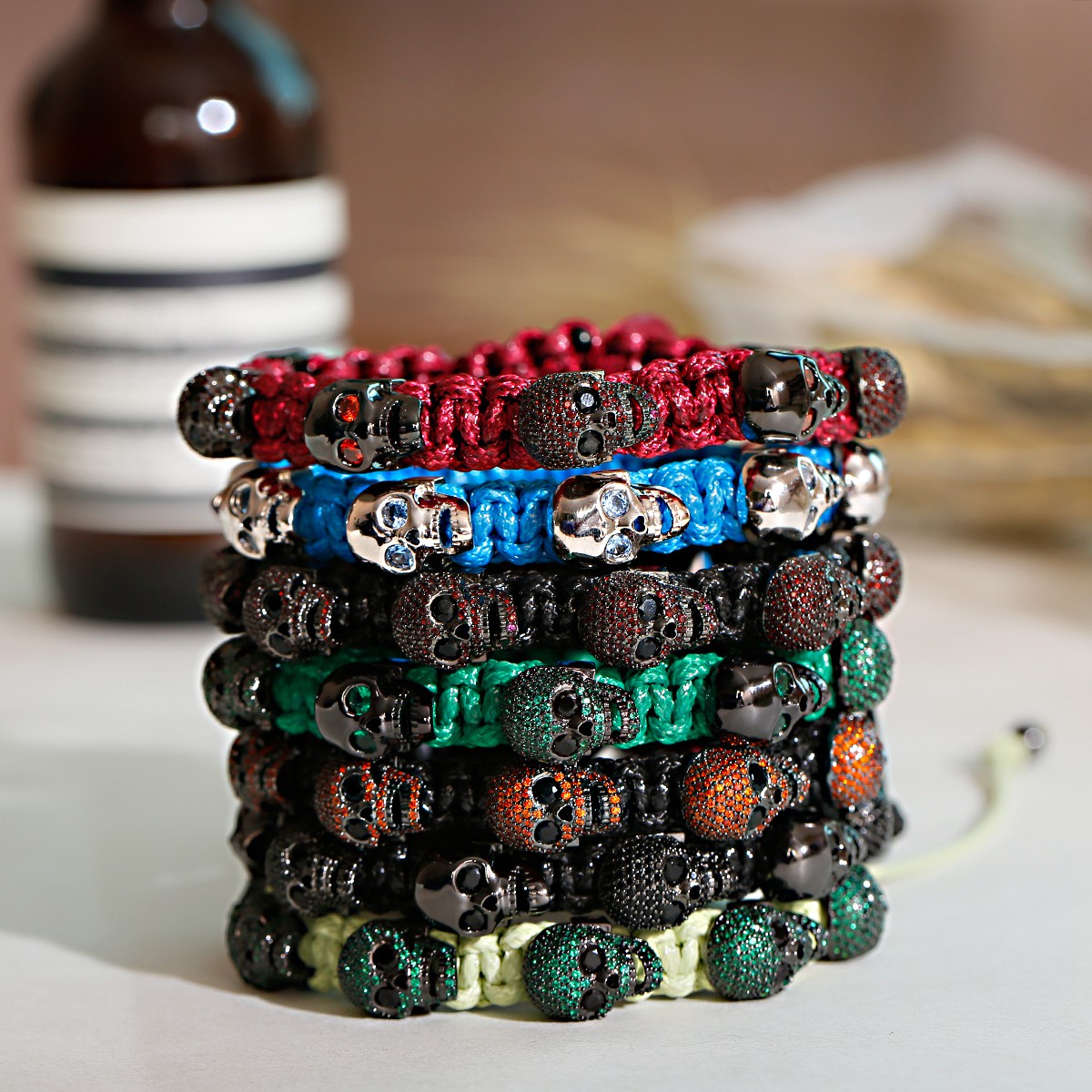 Pulsera trenzada a mano con calavera de circón para hombres y mujeres, cuentas de cobre, brazalete de cadena hecho a mano ajustable de Metal clásico