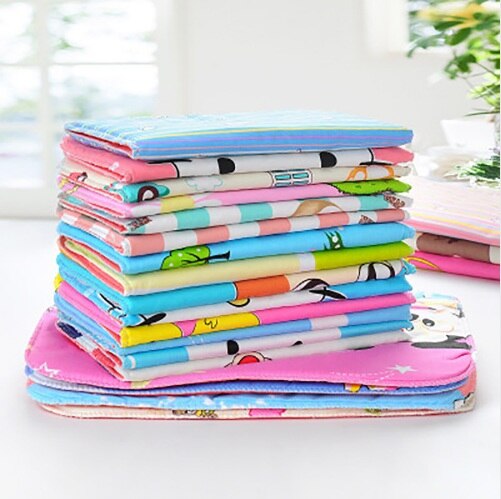 Pañales estampados de 24x35cm para niños, ropa para cochecito de bebé, cama impermeable, capa reutilizable, Alfombra de aluminio, orina, 5 uds.