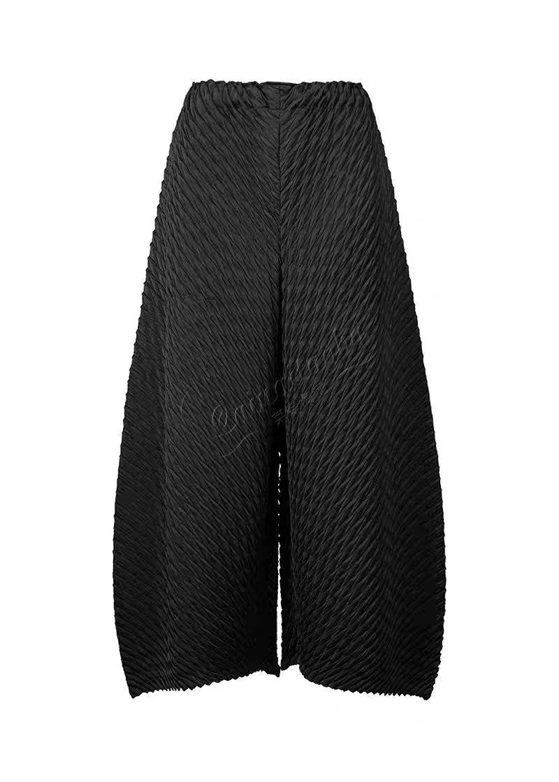 Miyake Pantalones plisados de color sólido 2025 Primavera y novedad de verano Pantalones sueltos casuales de gran tamaño para ir al trabajo: Negro