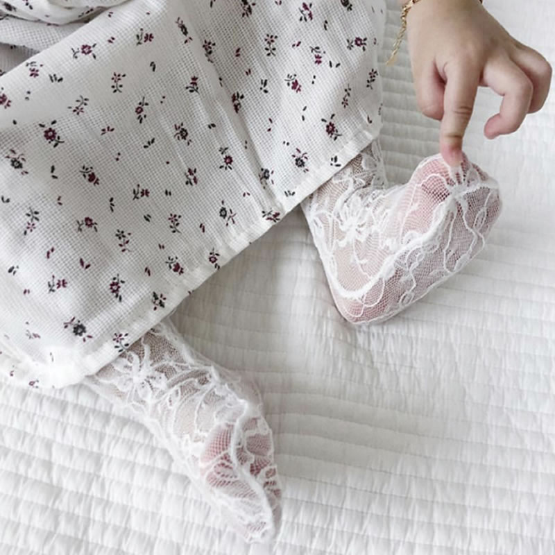 Calzini per bambini tinta unita pizzo ragazza maglia tubo calzino traspirante delicato sulla pelle Baby Princess calze pizzo bianco