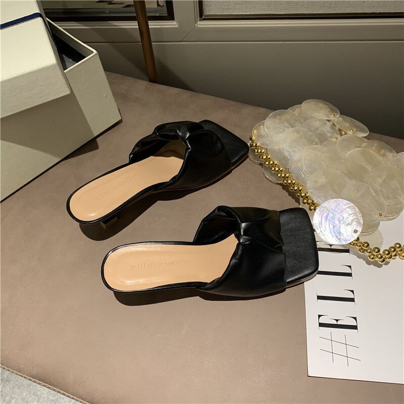 Kvinnor tofflor låga tunna klackar glidskor skor temperament ord damskor grunt slip on sommarklänning mulor flip flops: Svart / 7