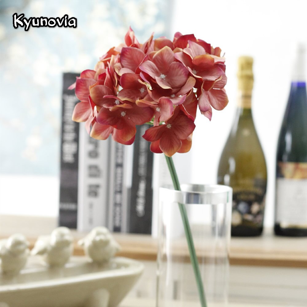 Kyunovia 2 stk / lot kunstig silke hortensia blomster gren bryllup centerpieces hjem hotel diy blomsterarrangementer  ky110