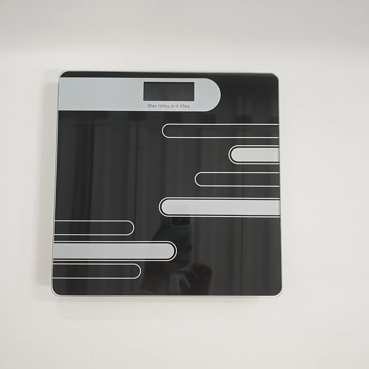 Modern Black Digital Scale with LCD Screen - Accurate Bathroom Floor Weight Scale, Battery Powered, Easy-to-Read Display: black