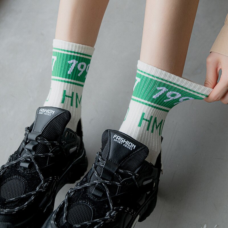 1997 Tide Socks Female Street Dance Pole Long Tube Skateboard Couple Fall Winter Personality Men and Women Middle Tube Socks