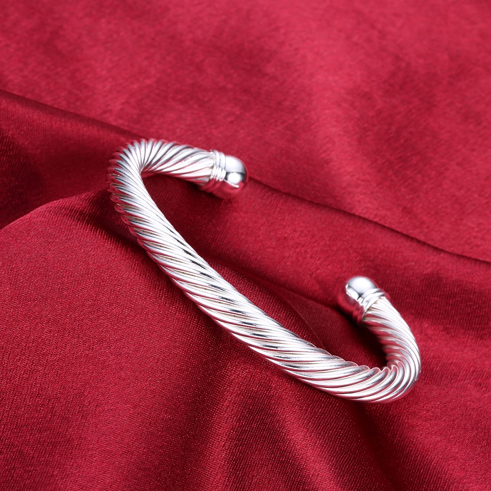 Armreifen Männer verdrehte Kabel Draht Armbinde Antike Jahrgang Armreifen Weihnachten Frauen Manschette Armbinde