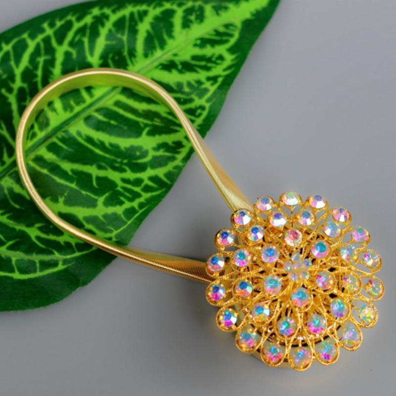 Lys luksus gardinrem bindende dekoration blomstformet magnetisk gardin spænde gardin tilbehør perforeringsfri: Gylden farve