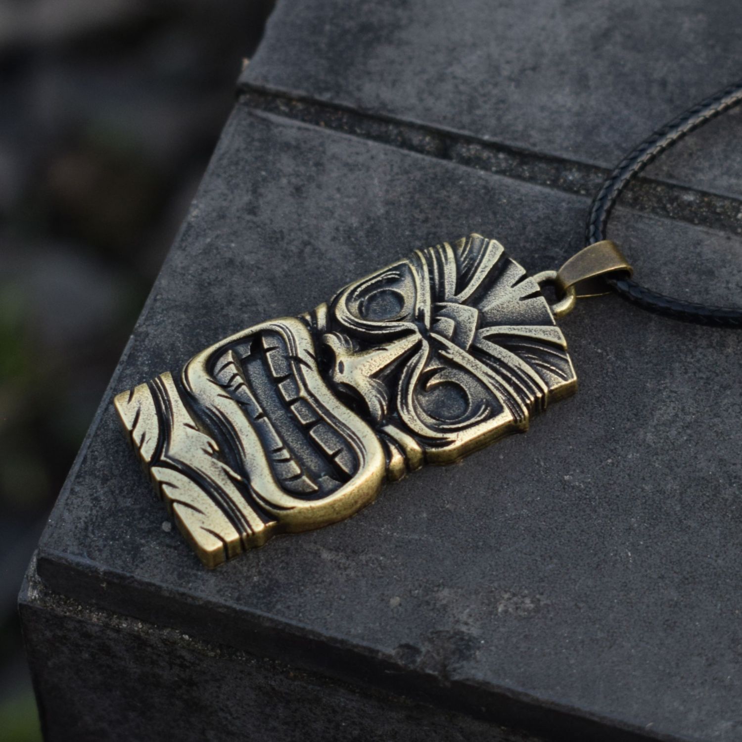 Hawaiianska traditionella tribal tiki mask hänge halsband för män / kvinnor smycken