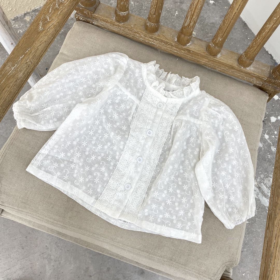 Camisas blancas huecas bordadas con encaje a la para chicas lindas de otoño para niños camisetas informales con base combinables