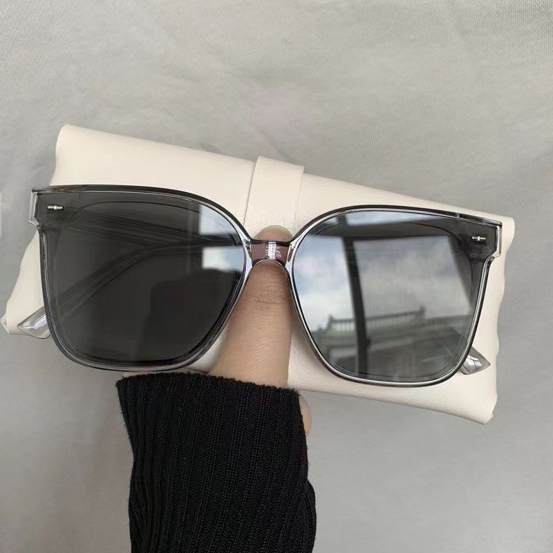 Vintage Grote Frame Vierkante Zonnebril Dames Mode Zonnebril Vrouwen Rijden Brillen Uv400 Oculos De Sol: YELLOW