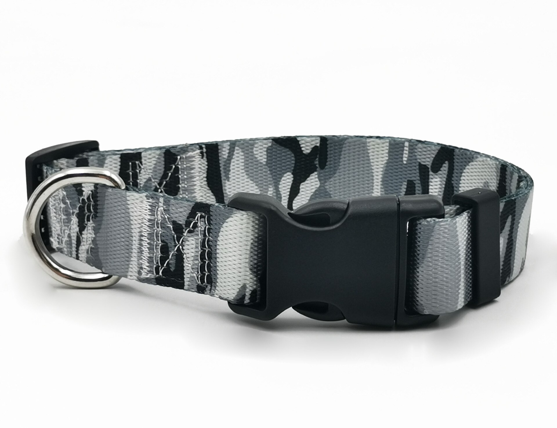 Collar con estampado de camuflaje para mascotas, Collar de nailon grande y de perro de talla mediana, de poliéster, suministros para perros pequeños, accesorios para perros: Grey camouflage