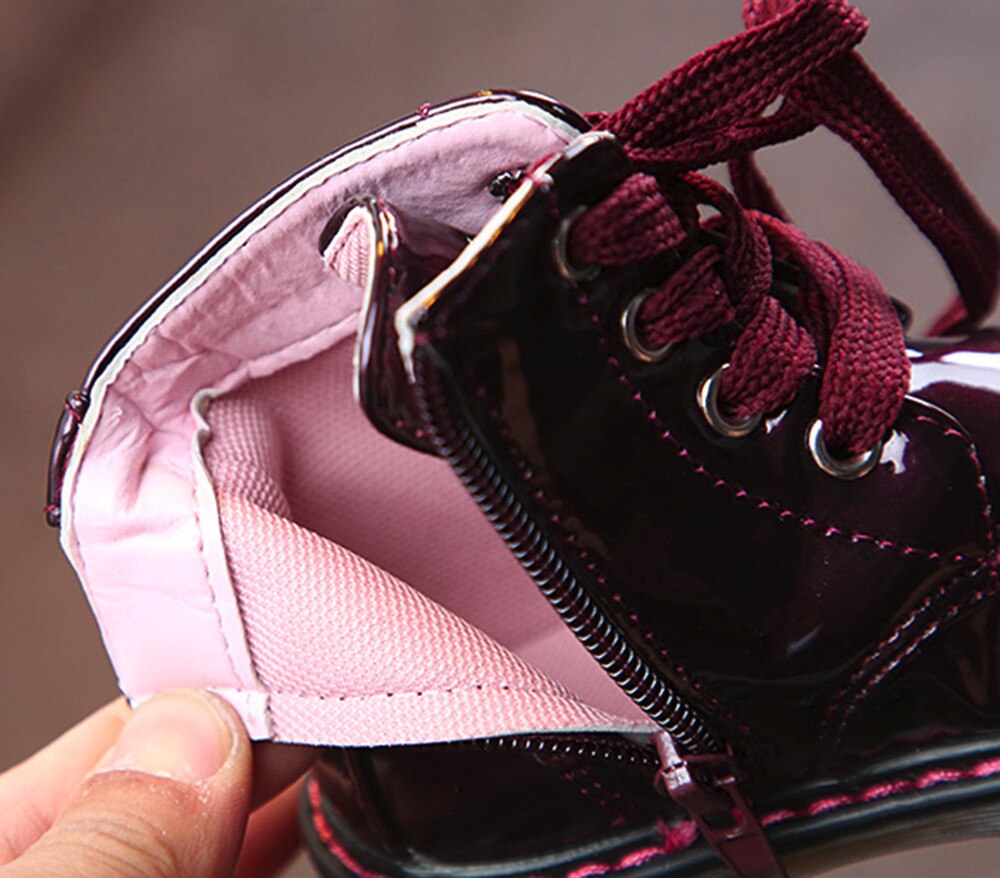 Botas de otoño invierno venta de niñas botas Martin botas nueva de zapatos de cuero de los niños de chica cremallera suave botas calzado informal