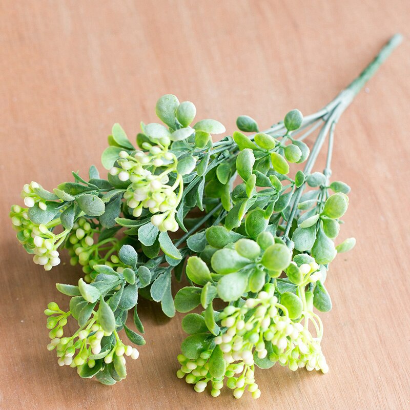 7 grene grønne kunstige bær blomster buket kunstige frugtplanter mini blad udendørs stue bryllup dekoration: Hvid