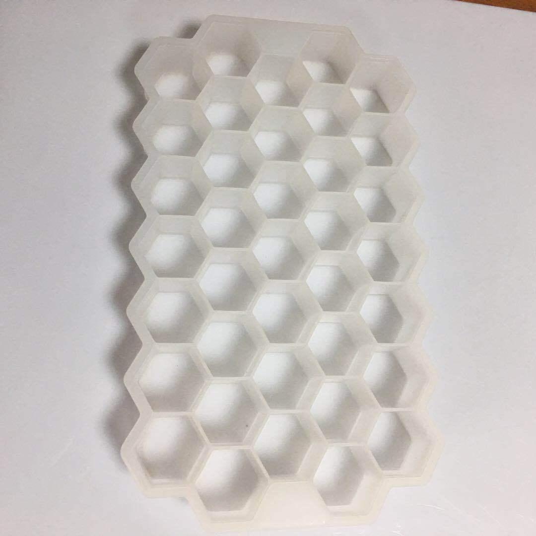 Silicone Honeycomb Ice Cube Tray Ice Cube Mold Food Grade Cavity Flexible Ice Molds Whiskey Cocktail Ice Maker: Clear