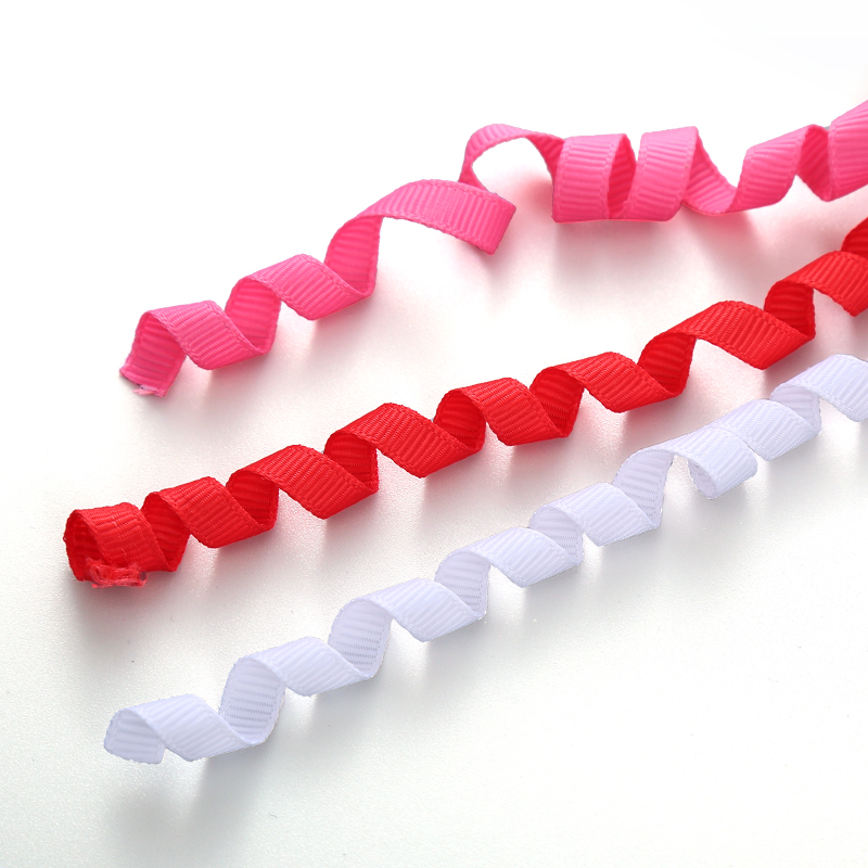 Cipolla dorata colorata che lancia una piccola palla giocattolo per gatti con frangia squisita livello di aspetto super elevato super giocabile