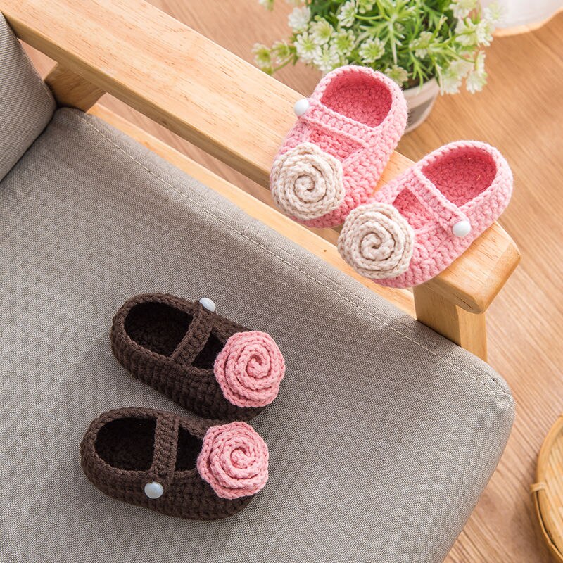 Qyflyxuehandmade Wol Haak Gebreide Baby Schoenen, Wol En Katoen Garen Materialen, Pasgeboren Schoenen