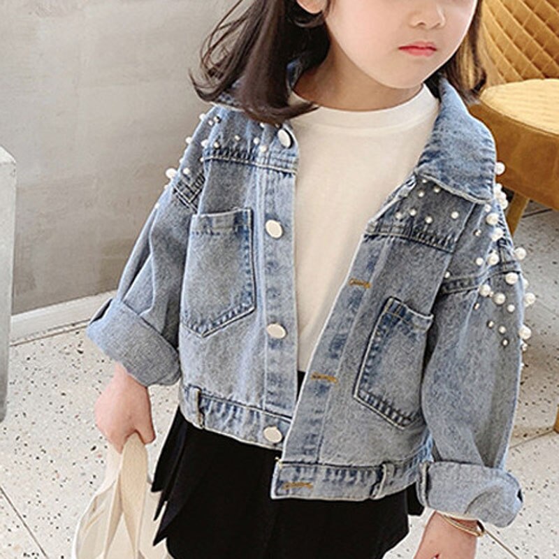 Giacca di jeans per ragazze primaverili e autunnali 2024 autunno coreano nuova giacca cardigan con bottoni superiori con risvolto dolce manica lunga allentata