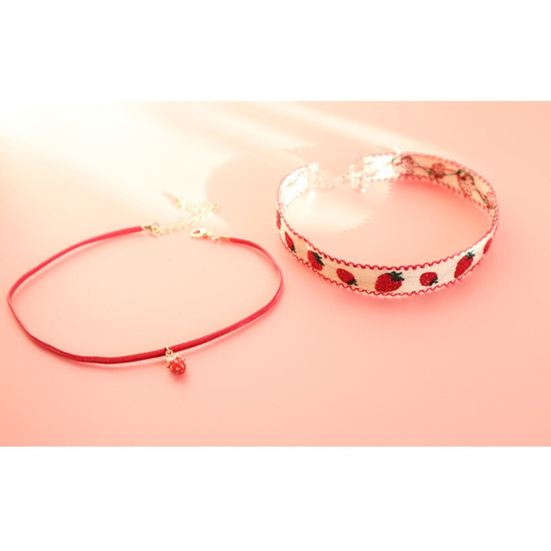 DoreenBeads – collier avec pendentif fraise rouge pour femmes et filles, mignon, ras du cou en velours, sangle de fête, bijoux à la