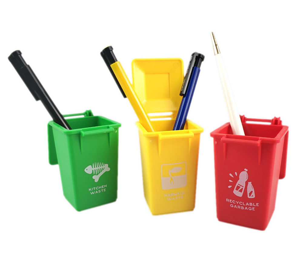 Straßenrand Müll und Recyceln Können Set Bleistift Tasse Halter Einzigen Lkw Dosen