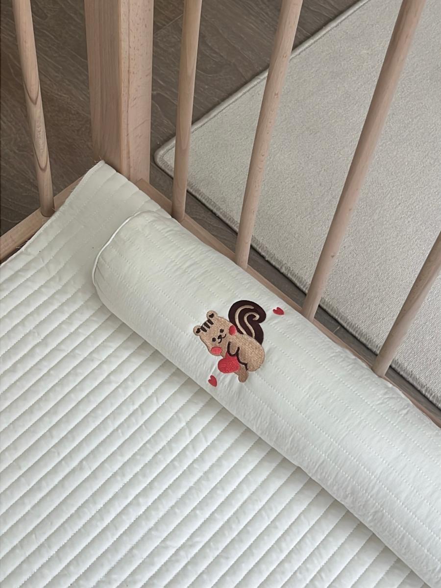 1 piece white embroidered cylindrical pillow children's pillow baby crib cushion bed surround universal for all seasons: Chocolate