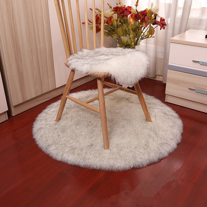 Tapis de table en fausse fourrure rond gris blanc 70x70cm | Tapis gris blanc rond pour bébé, couverture d'étape, accessoires photo de bébé, tapis de fond, couverture de sol, décoration de la salle