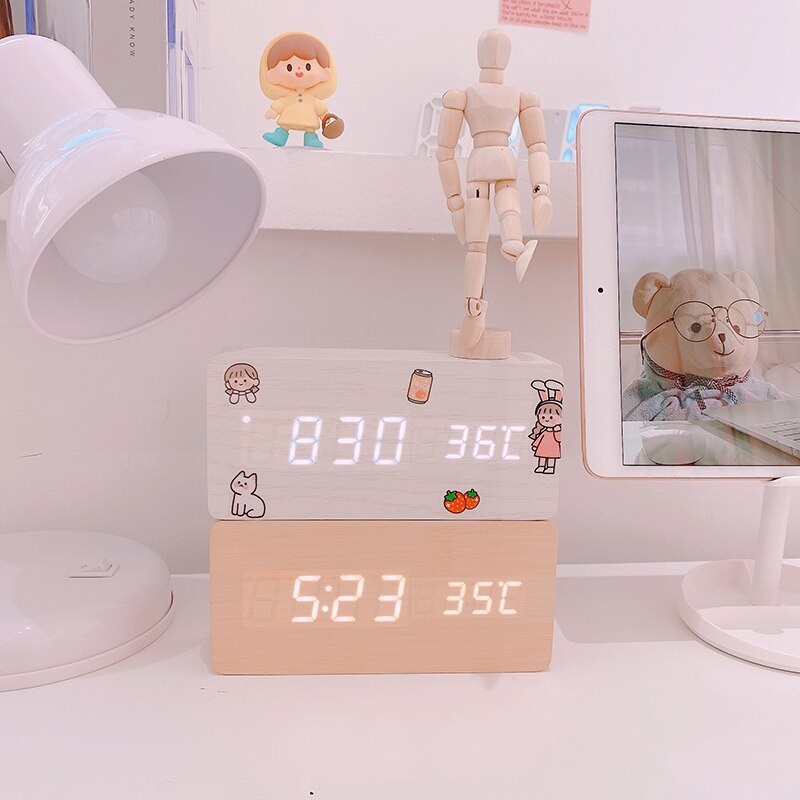 Led Houten Digitale Klok Intelligente Datum Temperatuur Elektronische Bureau Slaapkamer Alarm Usb Digitale Klok Horloge Thuis Klok DB60SZ