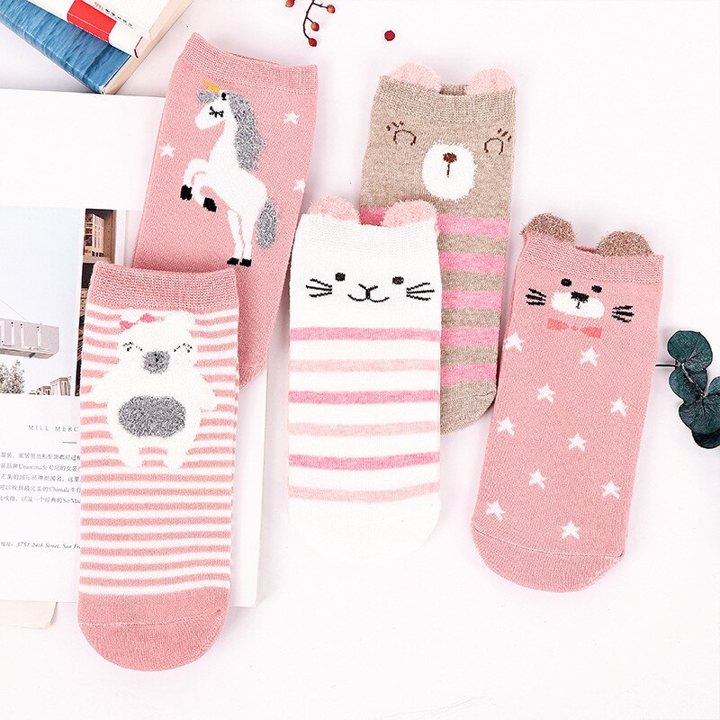 5 Pairs Lot Cotton Women Socks Female Casual Boat 3D Pack Cartoon Harajuku Cat Cute Heart Invisiable Funny Girl Ankle Sock Set