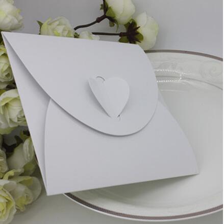 50 pcs/lot Kraft Paper Envelop 5.1x5.1inch(13x13cm) Envelpes for Invitations 5color Post Card Holder Love Heart Paper Envelope: White
