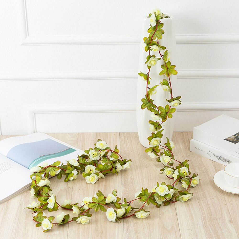 1/2 stuks 2.5m klimop slinger hangende knop wijnstok bloem bruiloft feest huisdecoratie kunstbloem wijnstok: Wit / 1pc