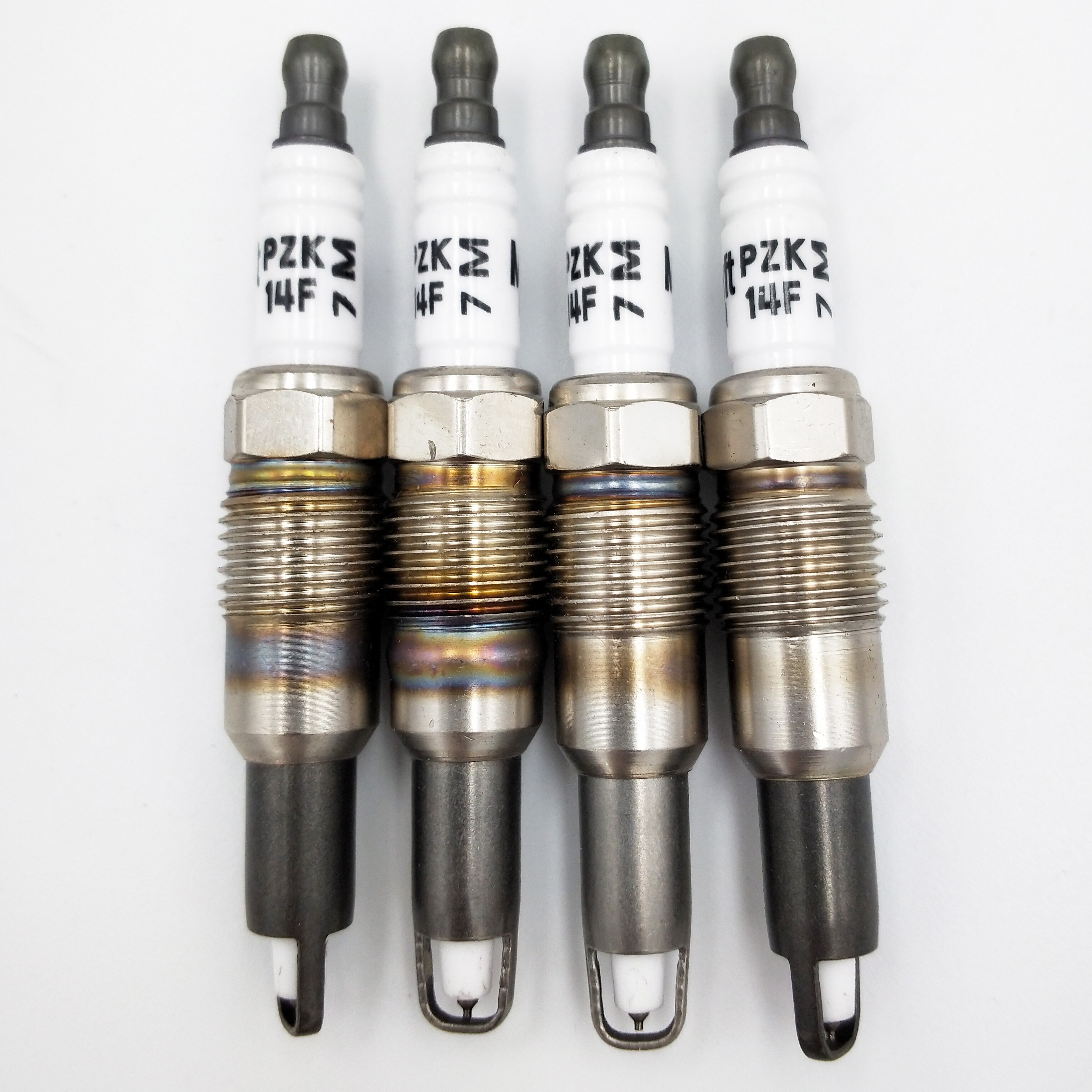 4PCS PZH14F SP-515 SP515 Platinum Spark Plugs For Ford 5.4L 3V
