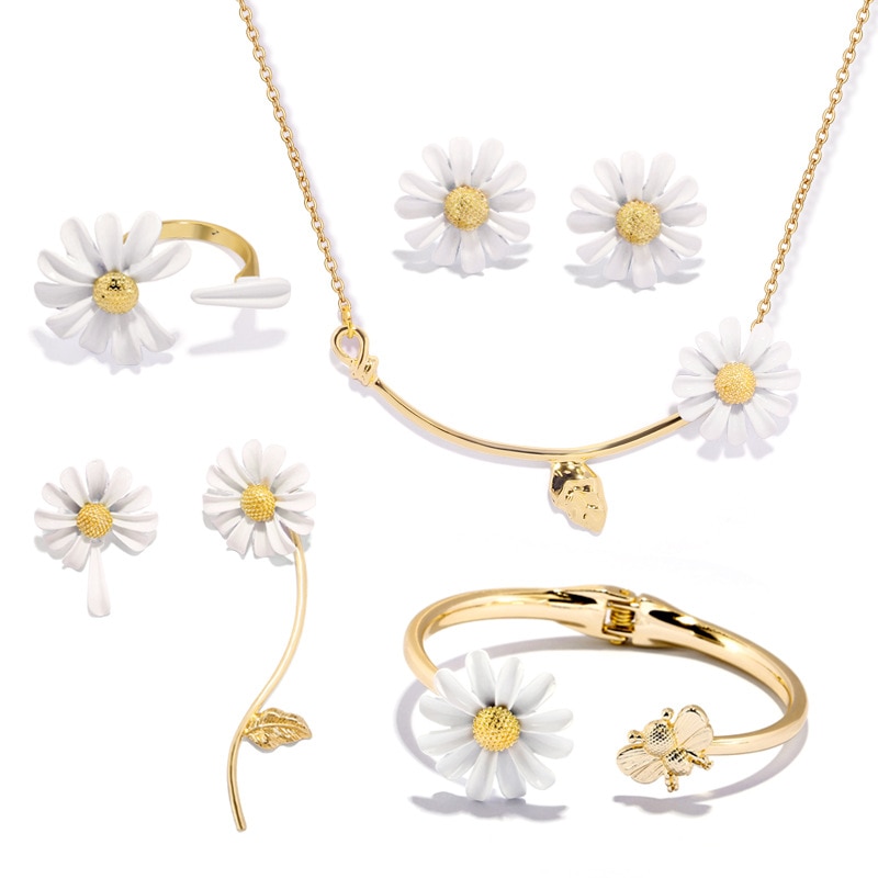 Japonés y bisutería coreana Daisy flor Stud pendientes para el de las mujeres pendientes pulseras anillos collar conjunto de joyas: set