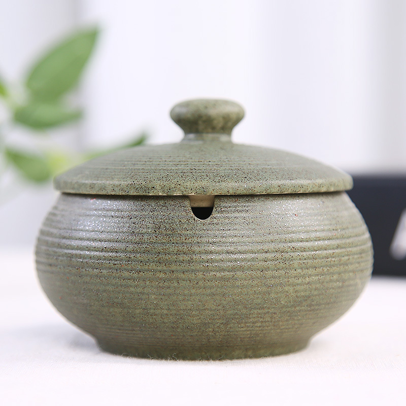 European Ceramic Ashtray with Lid Kiln Change Glaze Decorative Desktop Ashtrays Living Room Retro Ash Tray Ornaments: Light Grey
