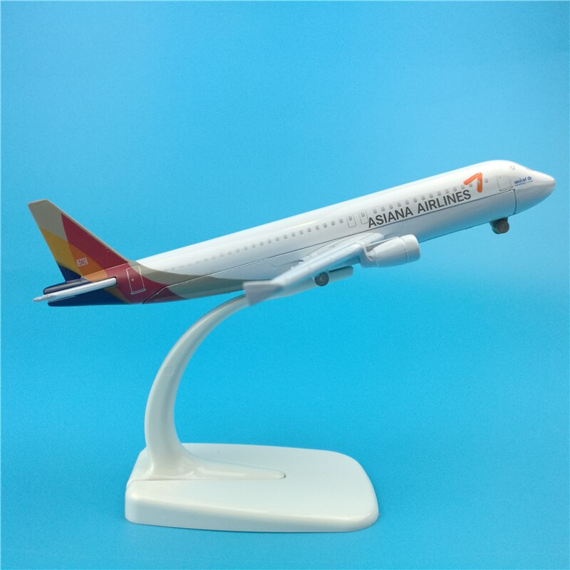 16CM 1:400 landingsgestel Vliegtuigen Airbus A320-200 model Koreaanse Asiana airways airlines W base legering vliegtuig collectible Vliegtuig
