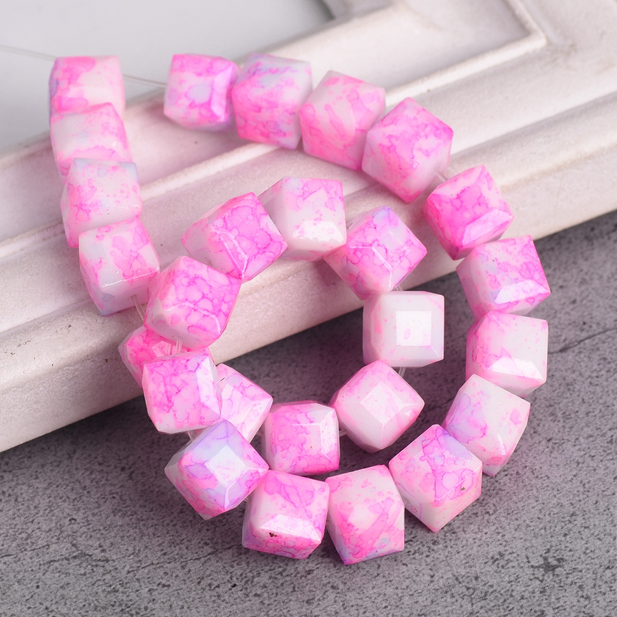 Kleurrijke Bekleed Kubus Vierkant Geslepen 8Mm 10Mm Opaque Glas Losse Ambachten Kralen Lot Voor Sieraden Maken Diy craft Bevindingen