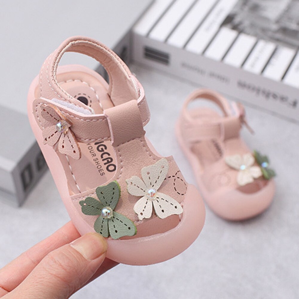 Sandalias de goma antideslizantes para niñas pequeñas, zapatos de verano, con punta de mariposa, de princesa, primeros pasos