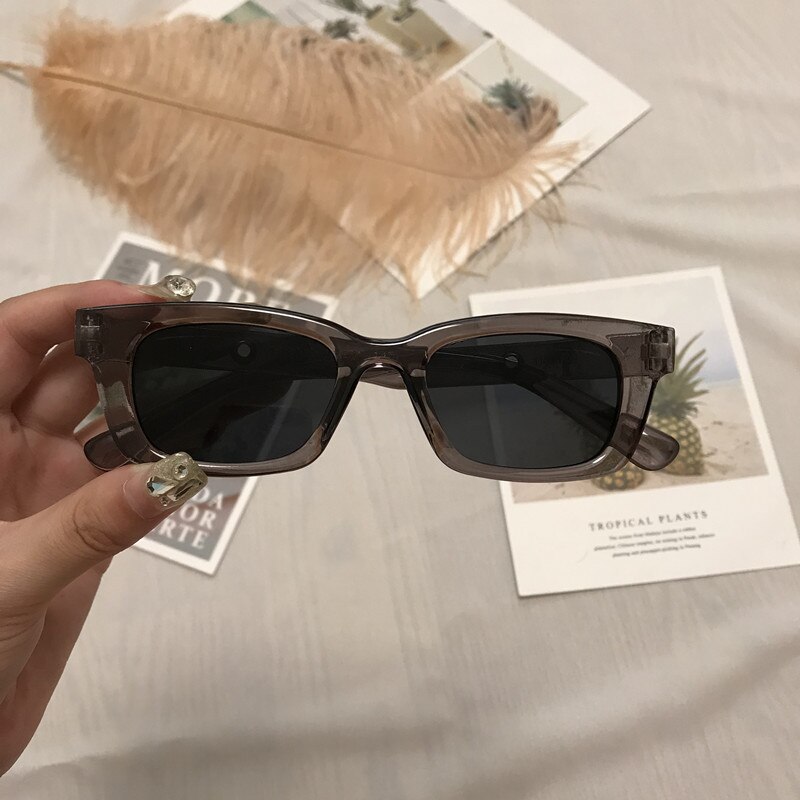 1Stck Neue Frauen Rechteck Jahrgang Sonnenbrille retro Punkte Sonnenbrille Weibliche Dame Brillen Katze Auge Fahrer Brille: C