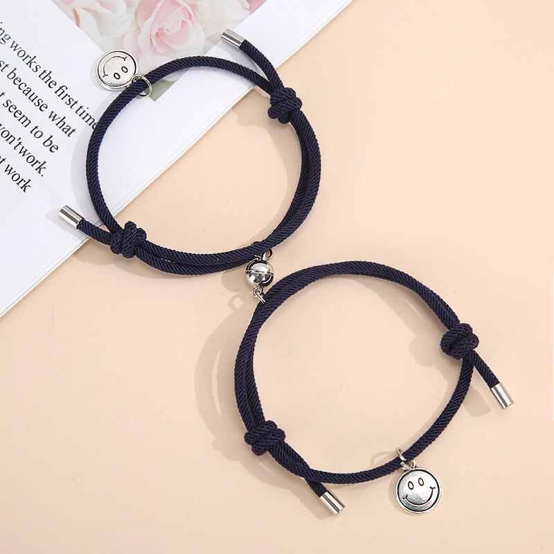 2 Pz/set Delle Coppie Della Lega di Attrazione Magnetica Sfera Creativa Bracciali Sorriso Pendente Fatti A Mano Tessuto di Amicizia Dei Braccialetti Dei Monili del Regalo