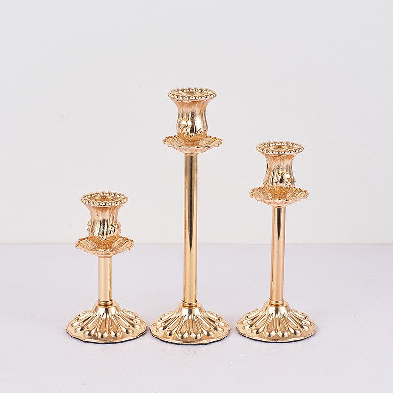 3 Pcs/ Set European Metal Candle Holder Simple Golden Wedding Decoration Bar Party Living Room Decoration Home Decoration: gold