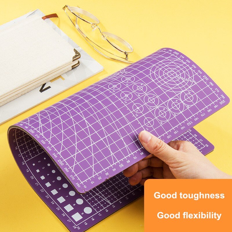 Large paper cutting pad A3/A4 children's cutting pad with scale compound PVC non-marking cutting pad mouse pad