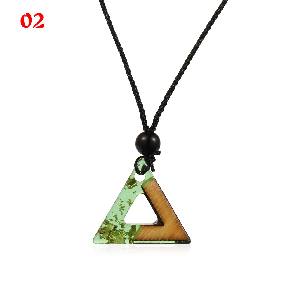 Handmade Resin Wood Pendant Necklace Wooden Vintage Carved Coin Necklace Medal Chain Double Layered Necklace Pendant Choker: Triangle green
