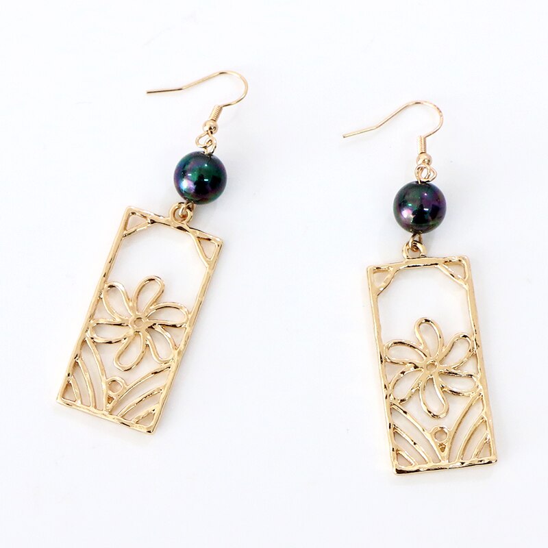 Say Hello Polynesian Hawaiian Samoa Marshall Glass Bead Pearl Marshallese Tribal Plumeria Necklace Earrings Jewelry Set