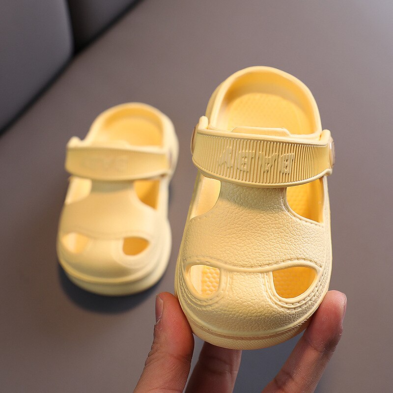 Zapatillas de casa de verano para bebé, zapatos de suela suave de EVA para jardín, sandalias antideslizantes para exteriores, zapatos de playa para niños: yellow / 180(insole 18cm)
