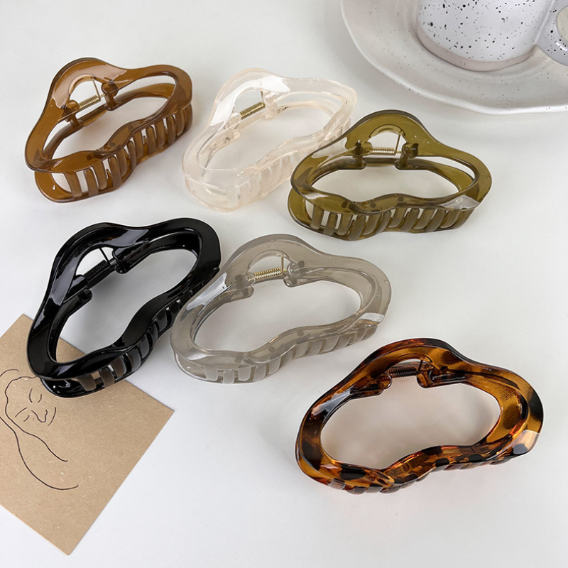 Nouvelles nuages évider pinces à cheveux femmes filles gelée acrylique pinces à cheveux en plastique irrégulier Barrettes à cheveux accessoires de cheveux